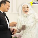 Alexander Assad Ogah Cerai dari Clara Shinta